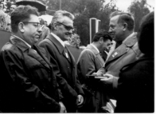 Święto Ziemniaka w Mońkach. 1977 rok. Wręczanie odznaczeń.