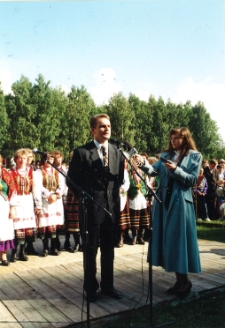 Święto Ziemniaka w Mońkach. 1995 rok. Monieckie Dni Ziemniaka. Waldemar Pawlak - Prezes PSL.