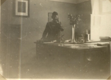 Niemiecki urzędnik podczas pracy