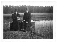 Z albumu nieznanej rodziny niemieckiej. Staw na terenie ogródków działkowych zwanych potocznie "Tajwanem".