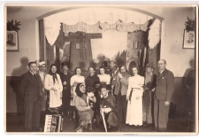Władysław Boniecki i aktorzy amatorskiego zespółu teatralnego przy Cukrowni Unisław, lata przedwojenne