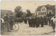 Rok 1931. Orkiestra Katolickiego Stowarzyszenia Młodzieży na Rynku w Kamieniu