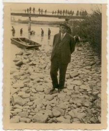 Lata 30. Edward Zajączek nad Sołą.