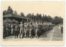 Rok 1948. Defilada junaków "Służby Polsce" w Sępólnie Krajeńskim