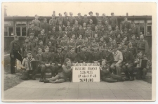 Rok 1948. Junacy z Powszechnej Organizacji "Służba Polsce" w Sępólnie Krajeńskim. Fotografia grupowa