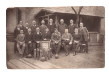 Rok 1925. Klub Kręglarzy „Unisław”. Świetlica przy Cukrowni Unisław
