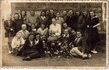 Lata 50. Spotkanie sióstr Niepokalanego Poczęcia z rodzicami w Białej Rawskiej