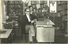 24.05.1977. Cezary Chlebowski na spotkaniu autorskim w Łabiszynie