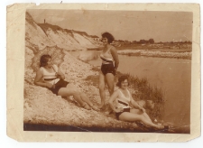 Dziewczyny nad rzeką Ługą we Włodzimierzu Wołyńskim