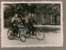 1930-1939. Na rowerach w koszarach 2 Pułku Strzelców Konnych w Hrubieszowie
