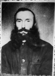 Piotr Adaś, więzień łagrów. Zdjęcie portretowe wykonane prawdopodobnie w 1957 roku.