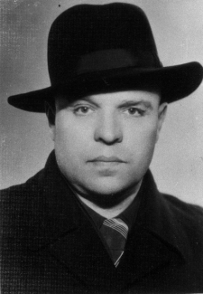 Portret mężczyzny w kapeluszu. Ksiądz Kazimierz Tamkowicz, zwolniony z łagrów Norylska.
