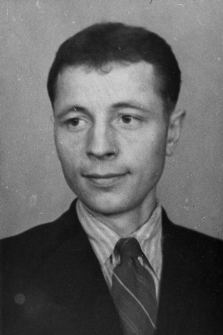 Jan Marcinkiewicz podczas pobytu na zesłaniu - zdjęcie portretowe.