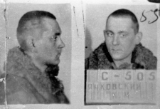 Kazimierz Jankowski, dowódca plutonu AK we Lwowie, aresztowany przez NKWD w 1945 i skazany na 20 lat łagrów, do Polski wrócił w 1956 r., fotografia obozowa.