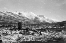 Łazienka, którą budowała brygada ciesielska Bolesława Waluka.