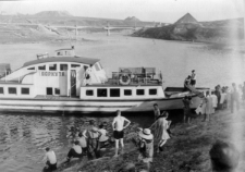 Statek wycieczkowy na rzece Workucie.