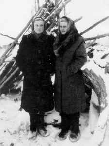 Deportowane Litwinki, z lewej Neringa Fanstilyte.