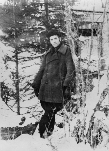 N.I. Demarew, kierownik techniczny bazy w Bułtusuku.