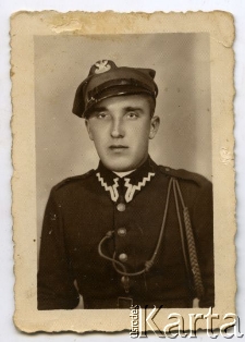Mieczysław Machnowski, brał udział w wojnie 1939 r. jako plutonowy; wzięty do niewoli przez Rosjan w okolicach Wołkowyska; pisał do rodziny z Ostaszkowa; zaginął.
