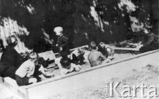 Przedszkole przy ulicy Racławickiej. Kadr z filmu Michaiła Romma "Oswobożdienie Zapadnoj Ukrainy".