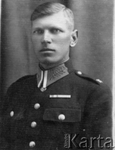 Józef Grzymajło (ur. 1.11.1897), policjant. Aresztowany we wrześniu 1939, więziony w Ostaszkowie, rozstrzelany przez NKWD w kwietniu 1940 w Kalininie.