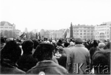 Odsłonięcie pomnika ofiar totalitaryzmu na placu Łubianka.