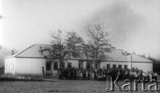 Wychowankowie oraz personel polskiego Domu Dziecka nr 25.