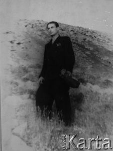 Julian Tarnawczyk (zwolniony w 1952 roku z łagru w Norylsku) podczas pobytu w Norylsku w oczekiwaniu na wyjazd do Polski - na samotnym spacerze za miasto.