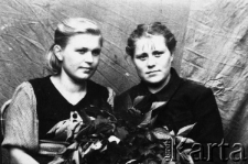 Polki deportowane do ZSRR; od lewej: Janka Bortko i Irena Bejnarowicz.