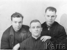 Polacy zesłani do ZSRR. Od lewej: J&oacute;zef Hołza, Kazimierz (brat stryjeczny J.Hołzy), Stanisław Gajdel.
