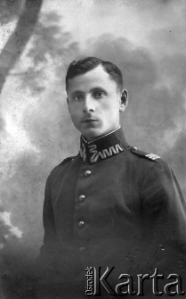 Portret żołnierza WP Jana J. [nazwisko nieczytelne]; wg informacji ofiarodawcy zginął w Katyniu.