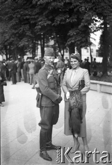 Kapitan WP Stanisław Owsianny, służący w sztabie w Częstochowie, zamordowany w Katyniu; na zdjęciu wraz z żoną.