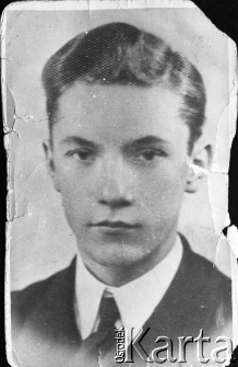 Portret gimnazjalisty Mieczysława Roznera, deportowanego w 1940 r. do omskiej obłasti.