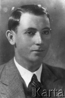 Inżynier Bolesław Koszałkowski, kierownik Zarządu Wodnego w Kałuszu, aresztowany przez NKWD i wywieziony do łagru, dostał się do armii Andersa, zmarł w maju 1942 r. i został pochowany na cmentarzu wojskowym w m. Taszłak.