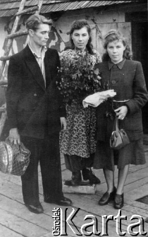 Zdjęcia Polak&oacute;w represjonowanych na terenie byłego ZSRR