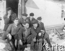 Zdjęcia Polak&oacute;w represjonowanych na terenie byłego ZSRR