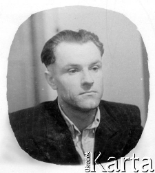 Zdjęcia Polak&oacute;w represjonowanych na terenie byłego ZSRR